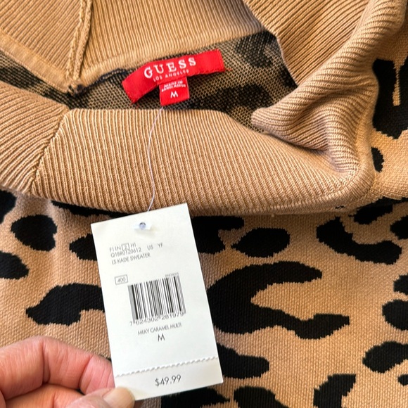NWT Guess off the shoulder Leopard sweater Size Medium - Picture 10 of 12